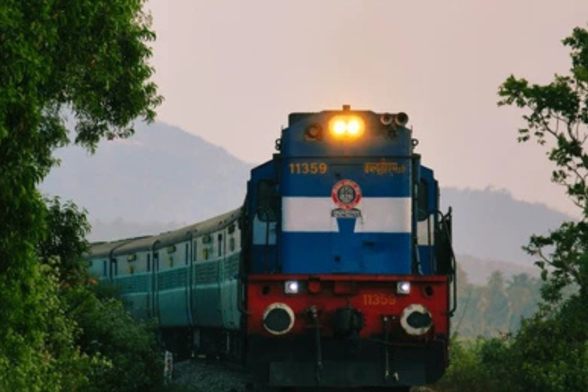 Route of Danapur-Secunderabad special train changed
