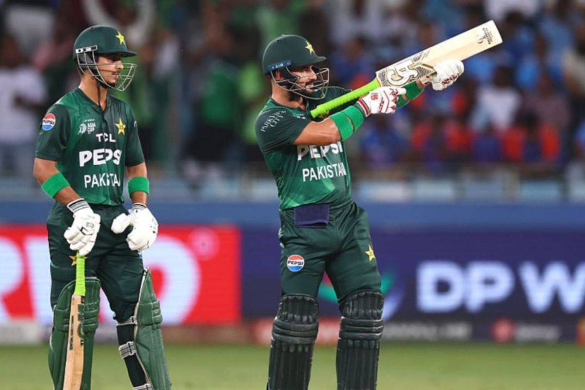 Sahibzada Farhan Mimicking During Fifty Celebration