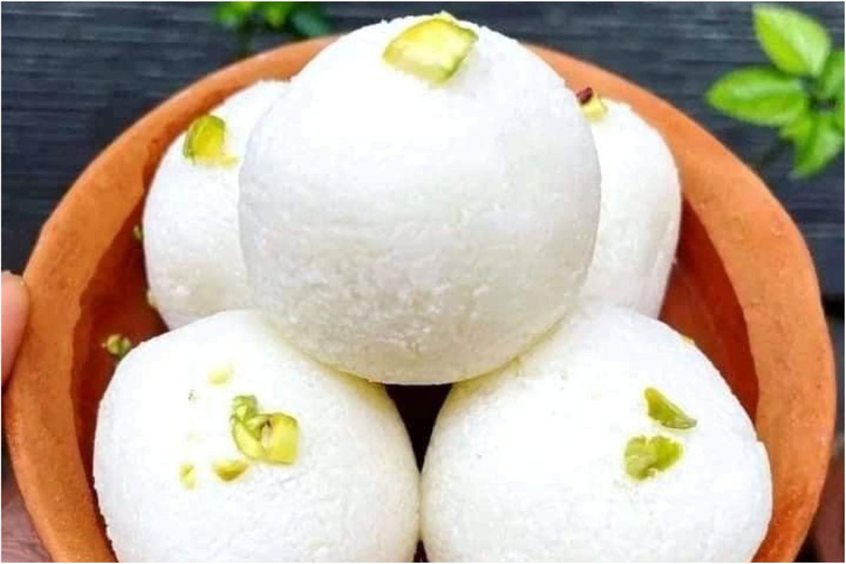 Top 10 Durga Puja Special Sweets And Snacks 1