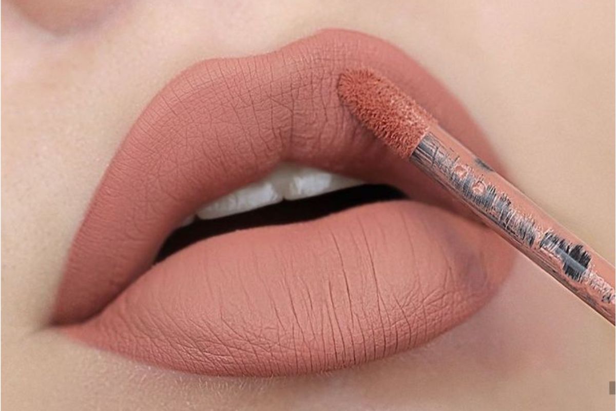Trending Lipstick Shades 2025 5