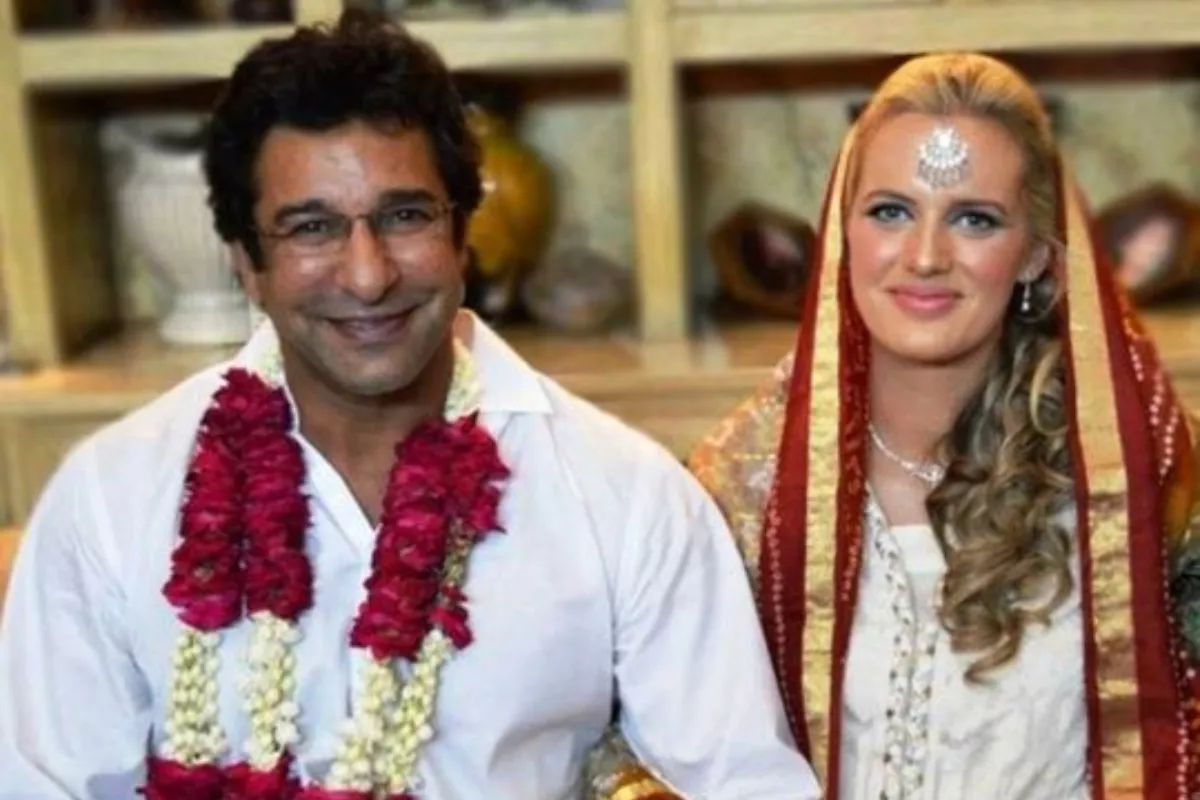 Wasim Akram and Shaniera Thompson