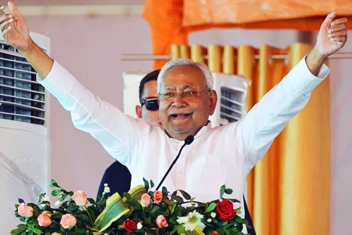 cm nitish news| Even before the seat sharing in NDA, CM Nitish made Santosh Nirala a candidate