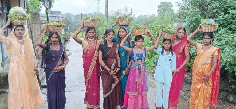 Bokaro News :आइज रे करम गोसाईं कास नदी पार रे…