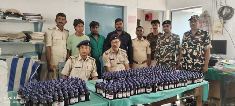 भारी मात्रा में प्रतिबंधित कफ सिरप के साथ तीन तस्कर गिरफ्तार