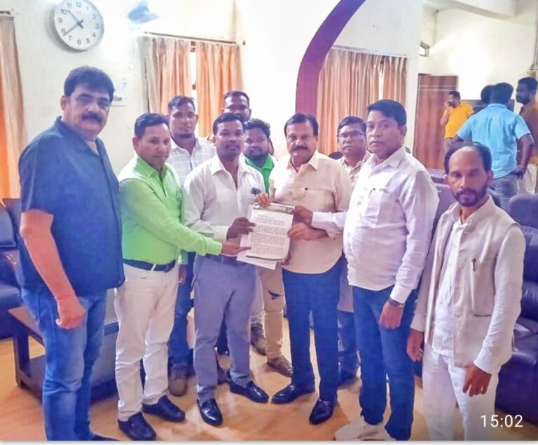 Chaibasa News : ईचा बांध को रद्द करने की पहल करेगी कांग्रेस : सज्जन वर्मा