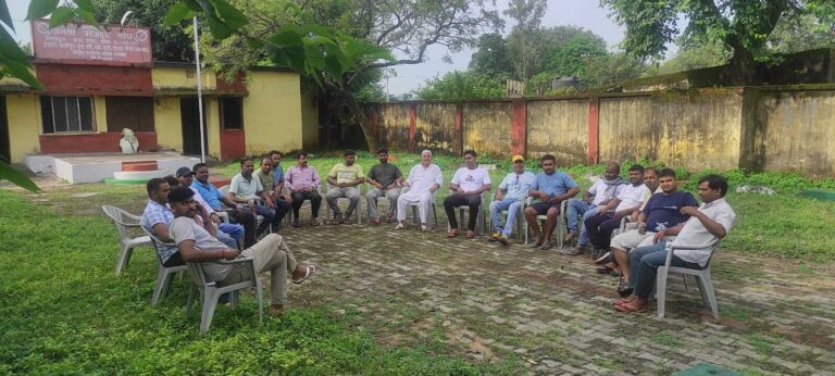 त्योहार में असंगठित मजदूरों को काम से नहीं हटाने की मांग