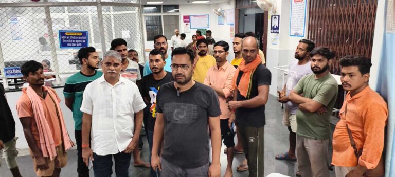 बालू लदा अनियंत्रित ट्रैक्टर ने बांक में अधेड़ को कुचला, मौत