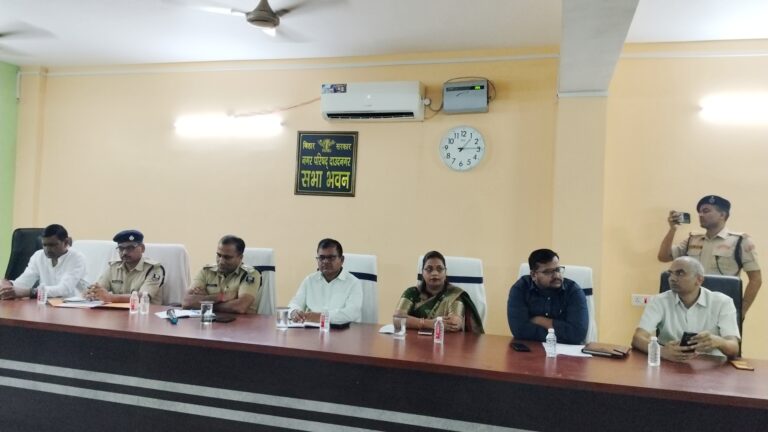 साफ-सफाई व लाइटिंग की हो विशेष व्यवस्था : डीएम