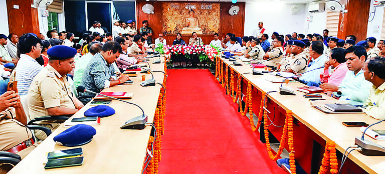 Hajipur News : दुर्गापूजा में डीजे पर रहेगा पूर्ण प्रतिबंध : डीएम