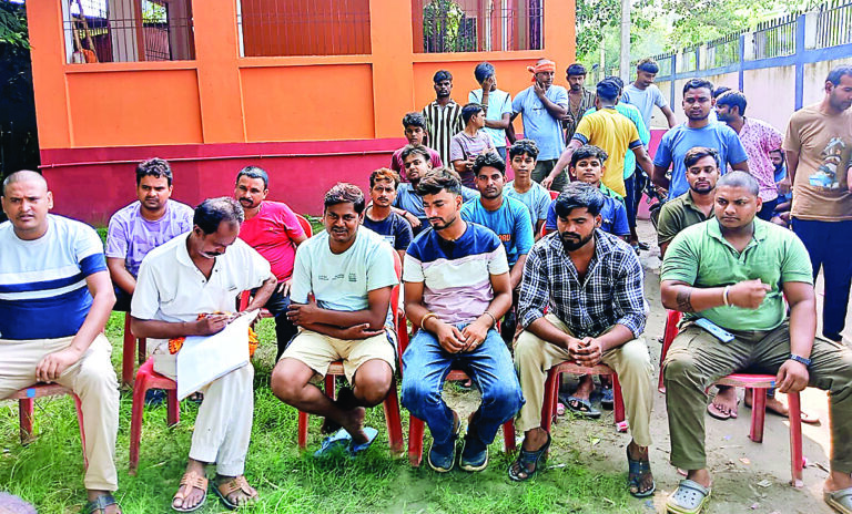 Gopalganj News : बिना लाइसेंस नहीं निकलेगा जुलूस डीजे और ऑर्केस्ट्रा पर रहेगी रोक