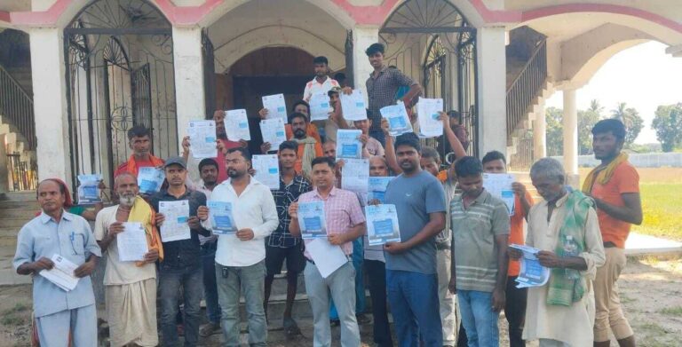 कैंप में बिजली उपभोक्ताओं को किया जागरूक