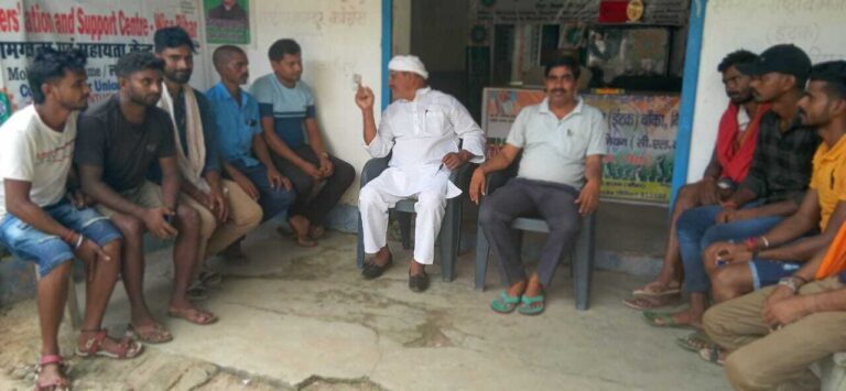 प्रवासी मजदूरों की कोरोना काल में हुई क्षतिपूर्ति का आग्रह