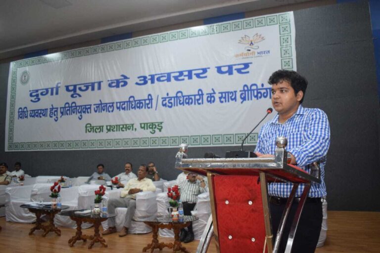 सोशल मीडिया पर रहेगी नजर, आमजन किसी भी अफवाह पर न दें ध्यान :  डीसी