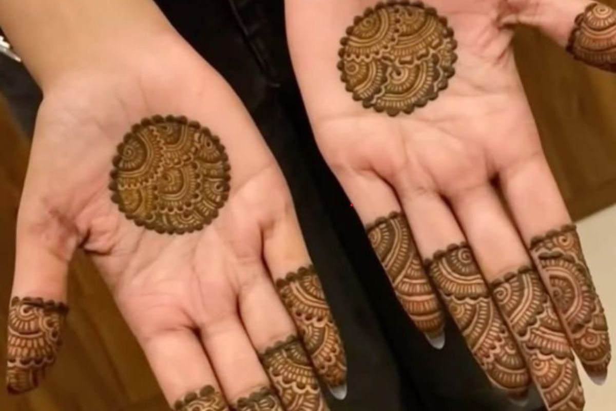 Finger Tip Mehndi Designs