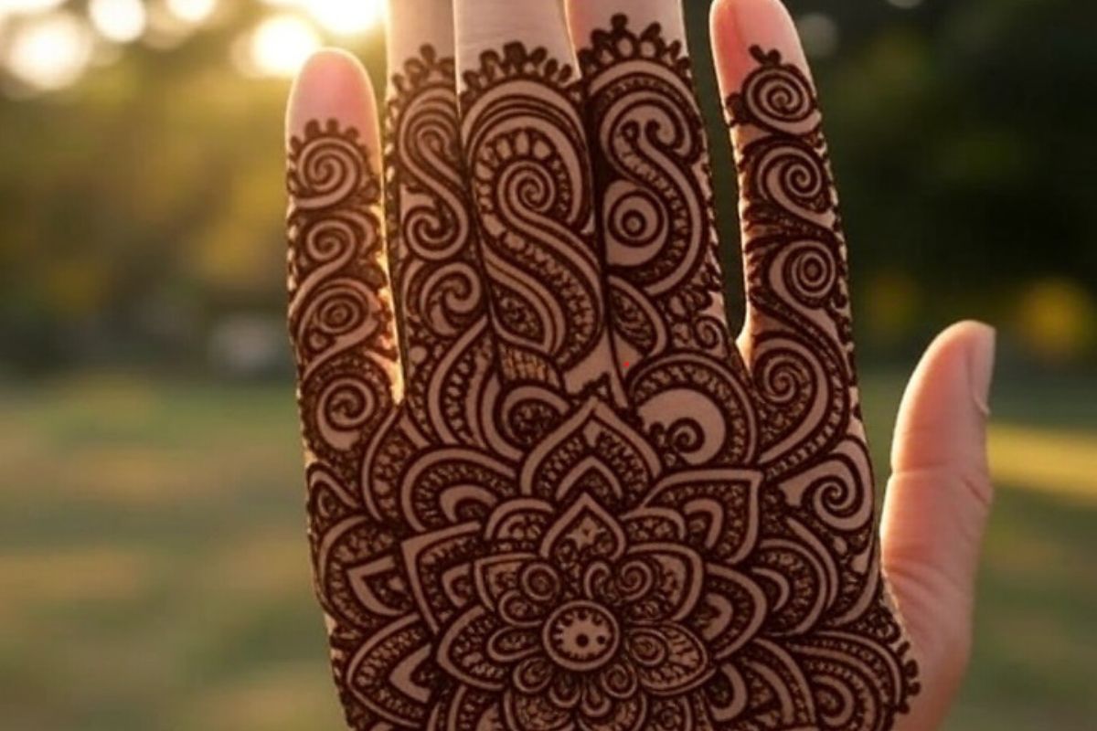 Geometric Mehndi Pattern