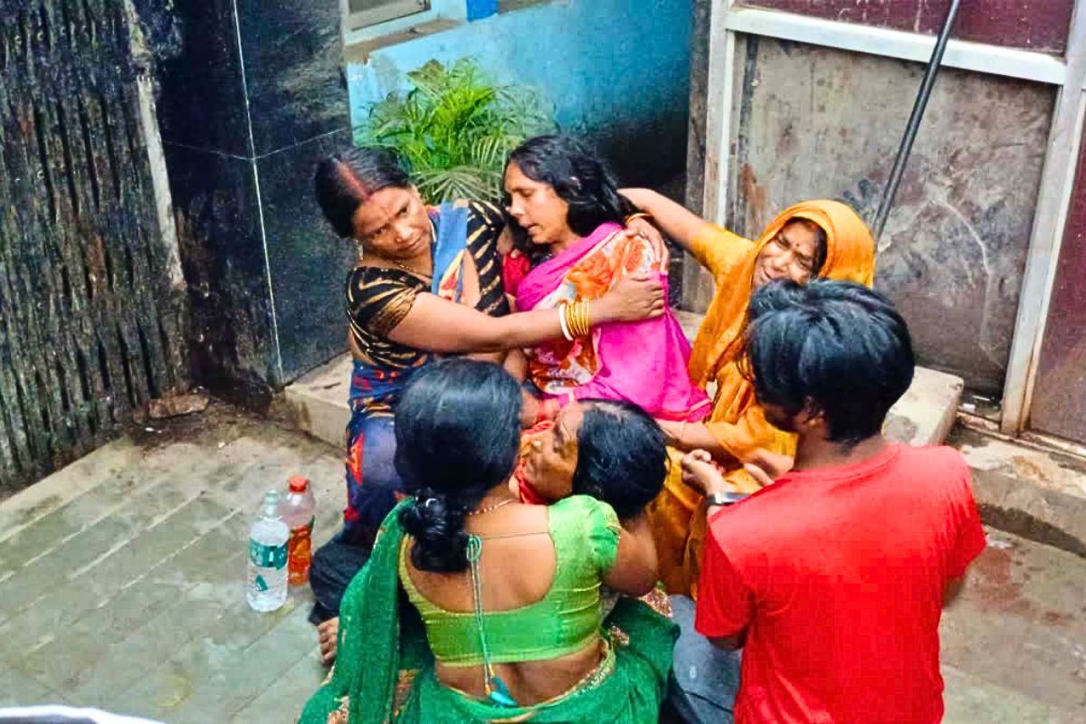 gopalganj news| Four laborers electrocuted in Gopalganj, three including contractor died