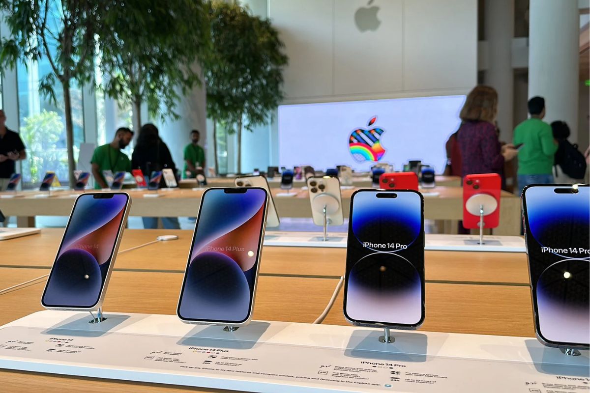 iPhones buyers in india