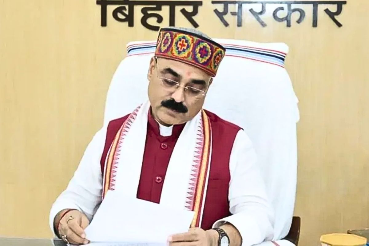 jeevesh mishra news| Minister Jeevesh Mishra will send defamation notice to Tejashwi Yadav