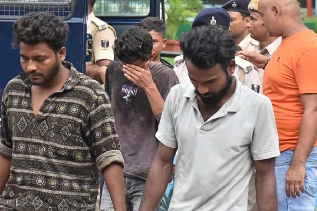 purnia news| Bihar News: A person stole 29 phones at PM Modi's rally