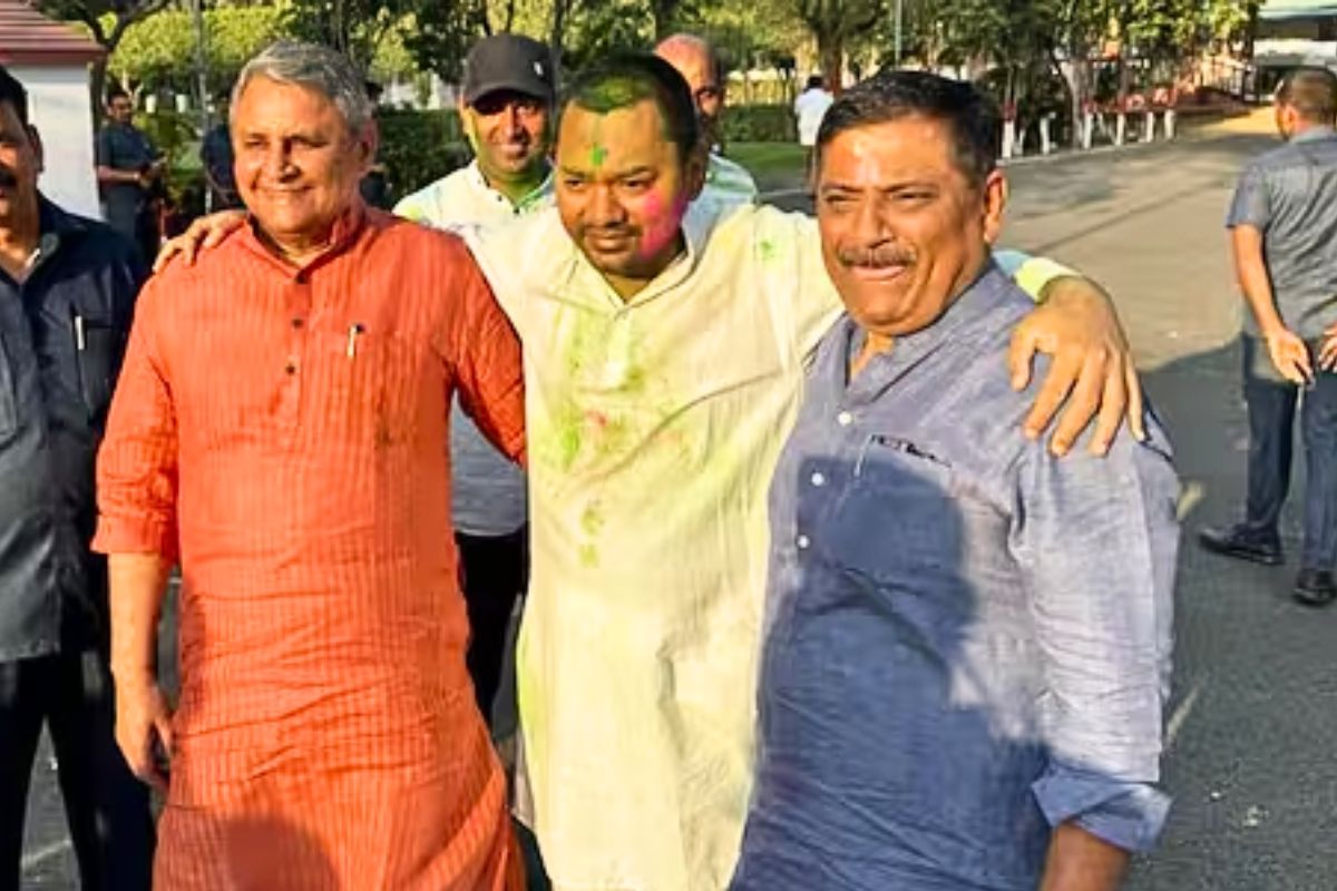 sanjay jha with nishant| Sanjay Jha's statement on CM Nitish's son Nishant's entry into politics