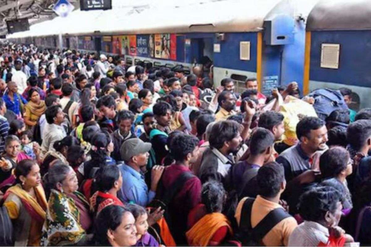 A holding area will be built at Muzaffarpur Junction during Chhath