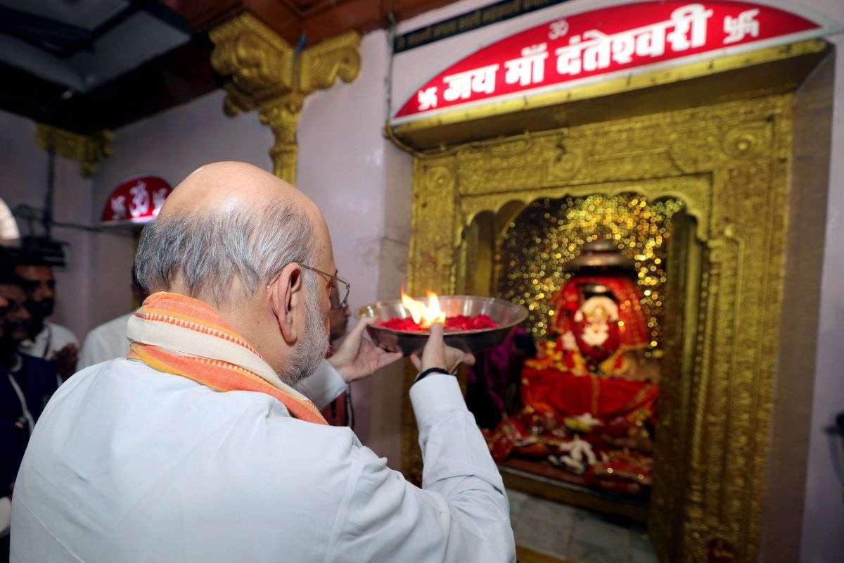 Amit Shah prayers Danteshwari Temple