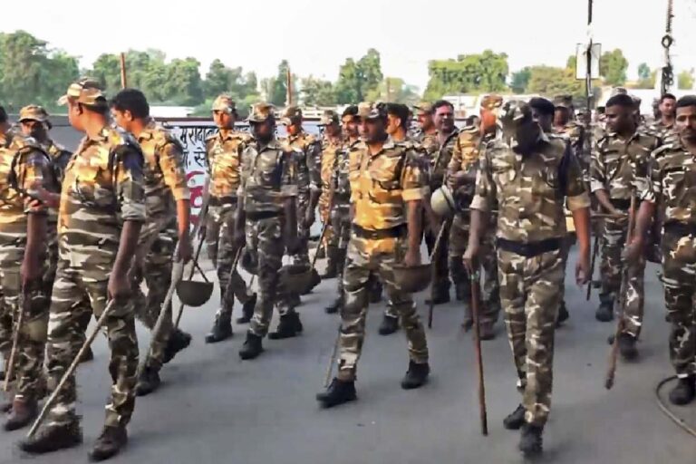 Bareilly violence : बरेली के चप्पे–चप्पे पर नजर, इंटरनेट सेवा बंद, ड्रोन से निगरानी