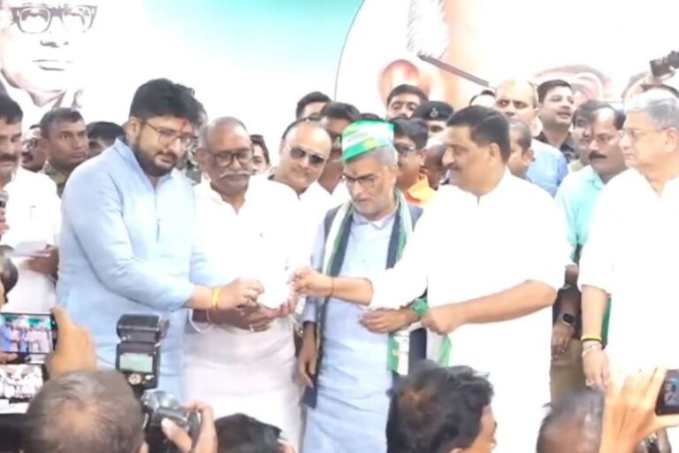 बिहार की सियासत में ‘भूमिहार’ समीकरण, अरुण कुमार JDU में शामिल, तेजस्वी की ‘A to Z’ चुनौती का मुकाबला