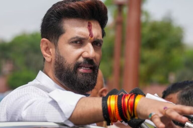 ‘पोस्टर से गायब कांग्रेस नेता… यह अपमान नहीं तो क्या?’, महागठबंधन के प्रेस कॉन्फ़्रेन्स से पहले गरजे चिराग पासवान