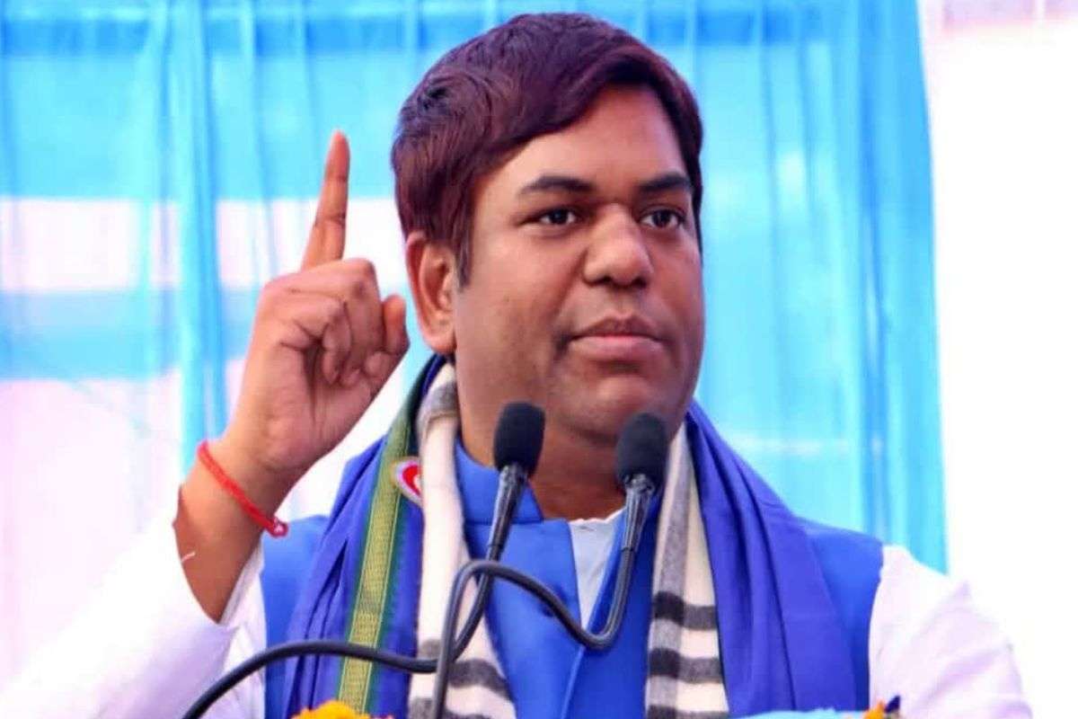 Bihar Election 2025 meeting at Tejashwi residence Mukesh Sahni said he become Deputy CM