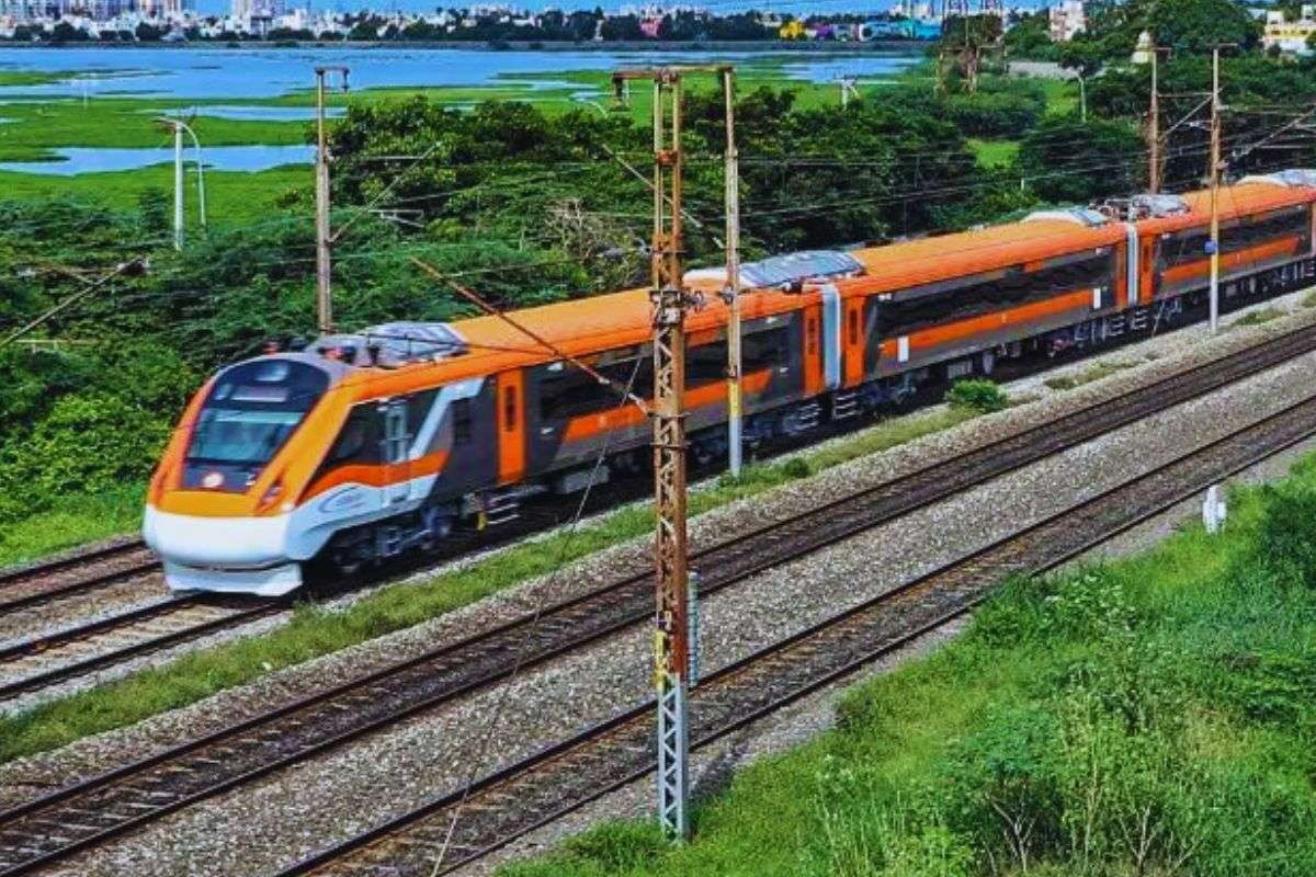 Bihar Train News Special Vande Bharat run between Patna and Delhi know timing