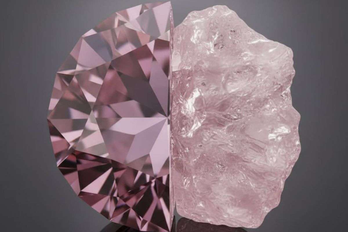 Botswana Mine Discovery half pink diamond /Ai Image