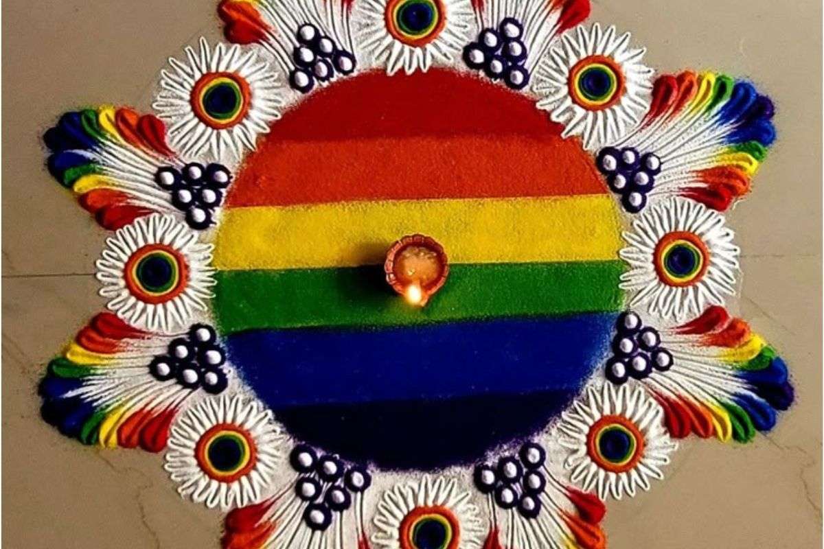 Dhanteras Rangoli Design 2025: दीपों के त्योहार पर ट्राय करें ये आसान और खूबसूरत रंगोली आइडियाज 5 Dhanteras Rangoli Design 2025