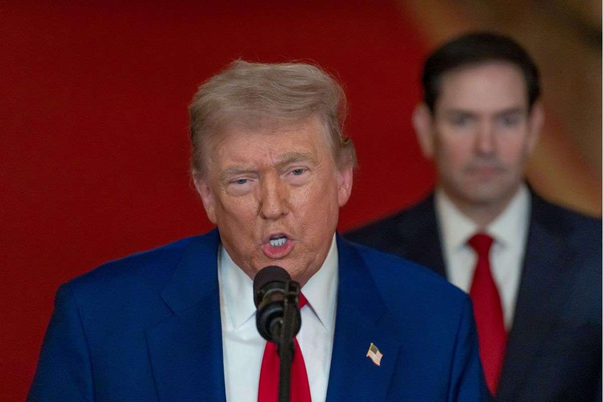 Donald Trump repeats solved India Pakistan conflict.