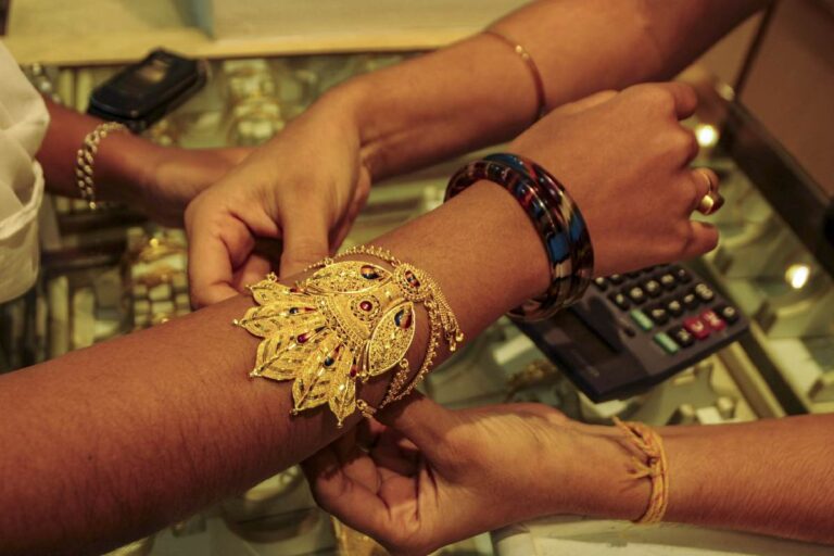 Gold Price : दिवाली 2026 तक सोने की कीमत पहुंच सकती है ₹1.5 लाख तक