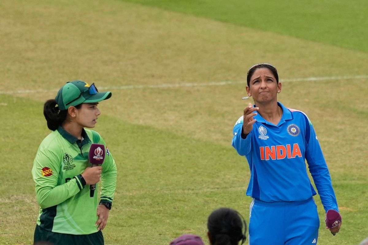 Harmanpreet Kaur and Pakistans captain Fatima Sana