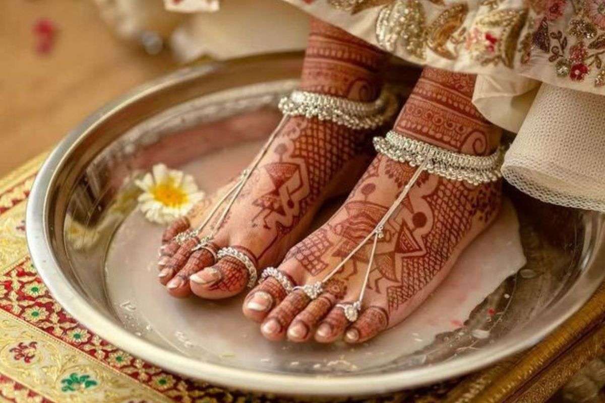 Karwa Chauth Bichiya Design 1