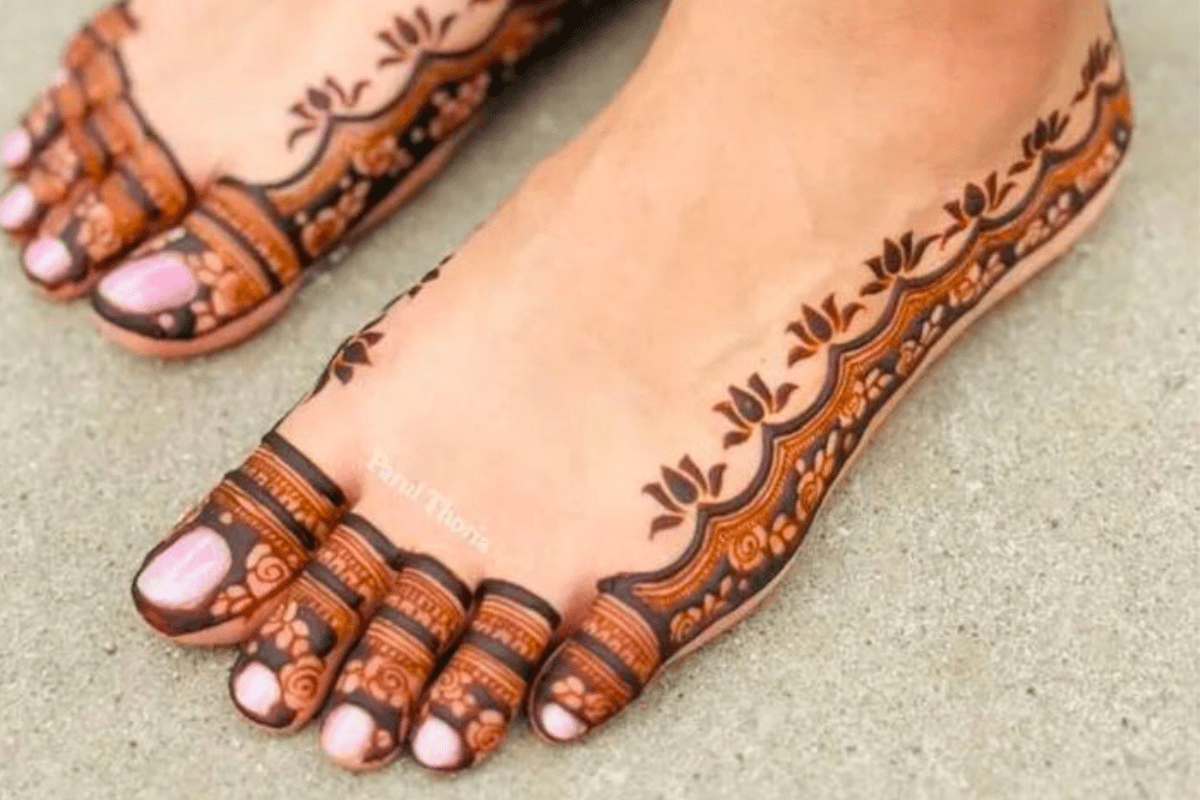 Karwa Chauth Leg Mehndi Design