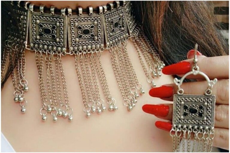 Latest Silver Jewelry For Dhanteras: गोल्ड महंगा है तो क्या,इस बार धनतेरस पर खरीदें चांदी की ये लेटेस्ट और यूनिक ज्वेलरी