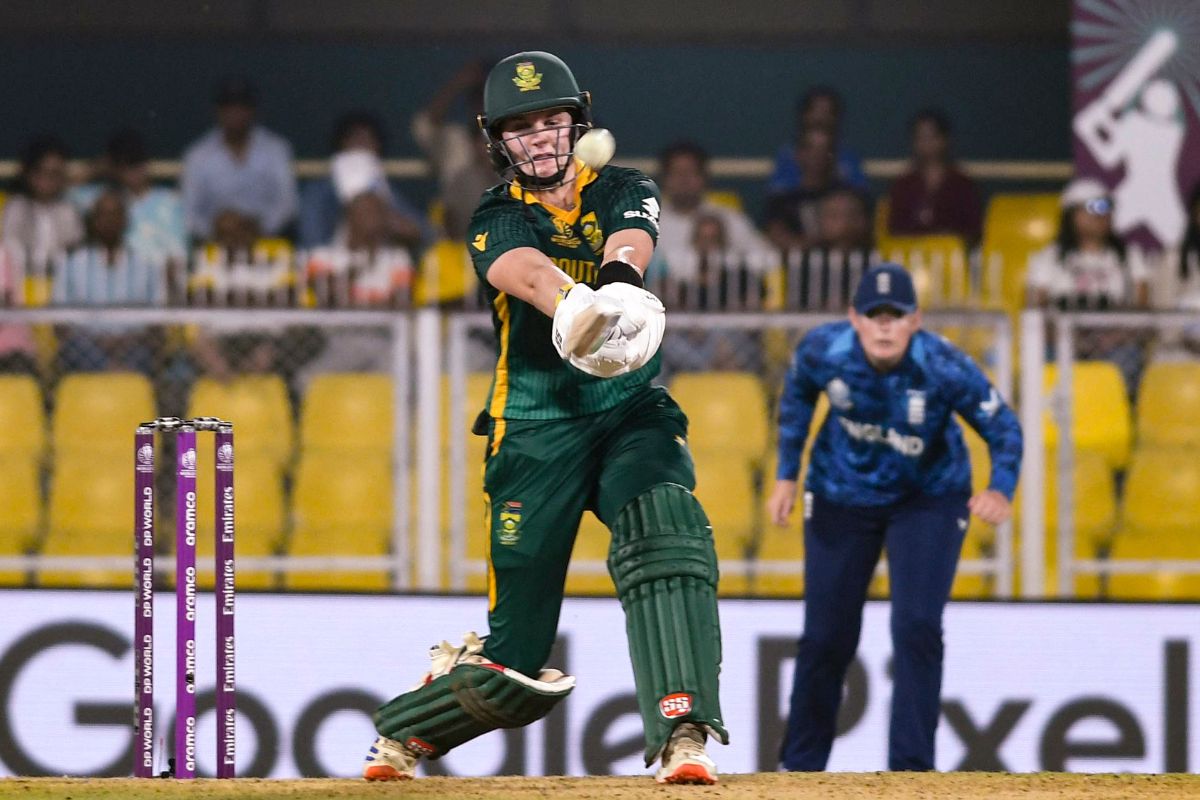 Перший список файлів Чемпіонату світу з футболу серед жінок, Південна Африка вперше у фіналі, складаючи Англію. Перша фіналістка ЧС серед жінок, після перемоги над Англією, ПАР вирішила вперше вийти у фінал.