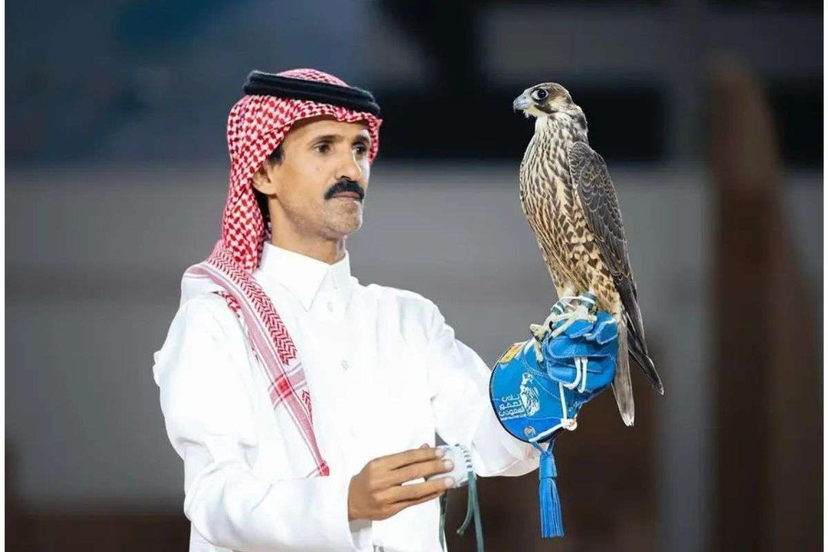 Mongolian Falcon sold at 1.5 Crore
