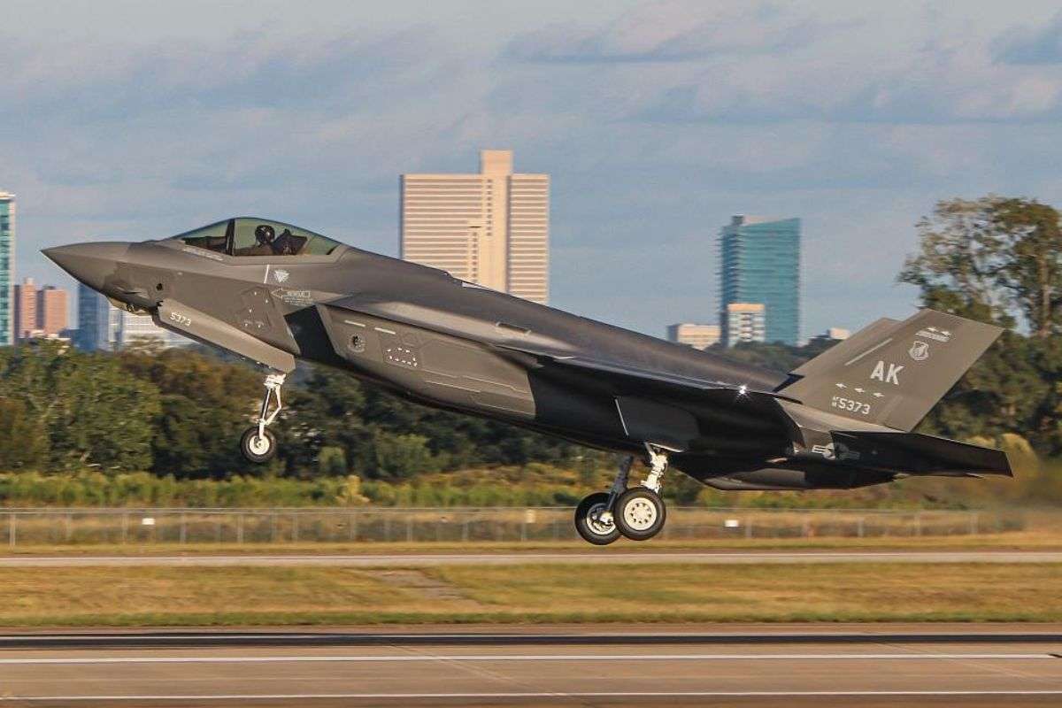 NATO UK US Fighter Jets 12 Hour Patrol Russia Border