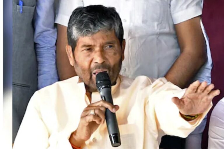 Bihar Elections 2025: पशुपति पारस खेल रहे बड़ा “खेल”, इस पार्टी में कर सकते हैं लोजपा का विलय