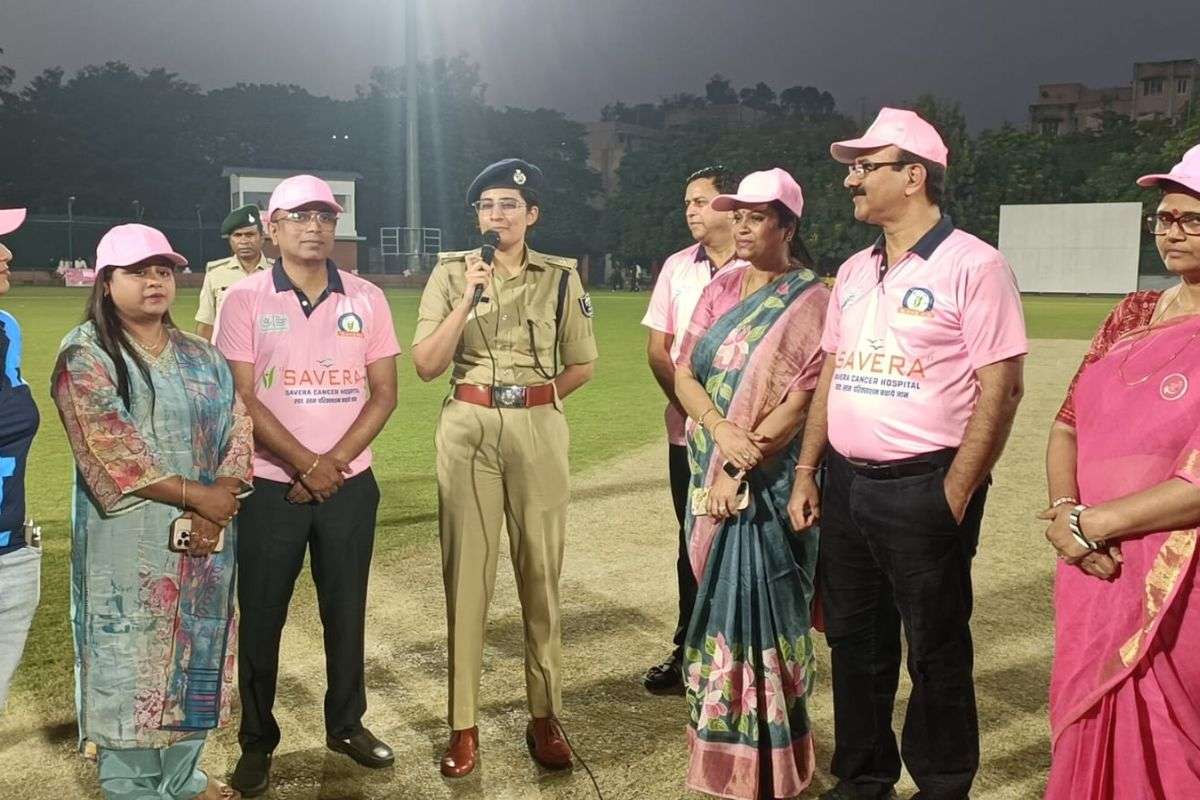 पटना: ऊर्जा स्टेडियम में हुआ “सवेरा पिंक कप” का आयोजन, Icc की पूर्व खिलाड़ी और सिटी एसपी हुईं शामिल 1 City Sp Addressing Program
