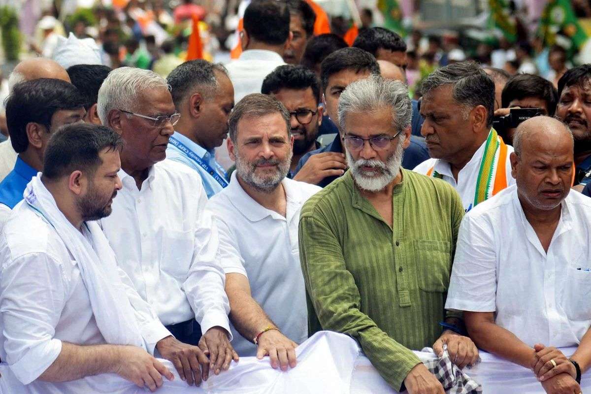 Rahul Tejaswi and Dipankar Bhattacharya