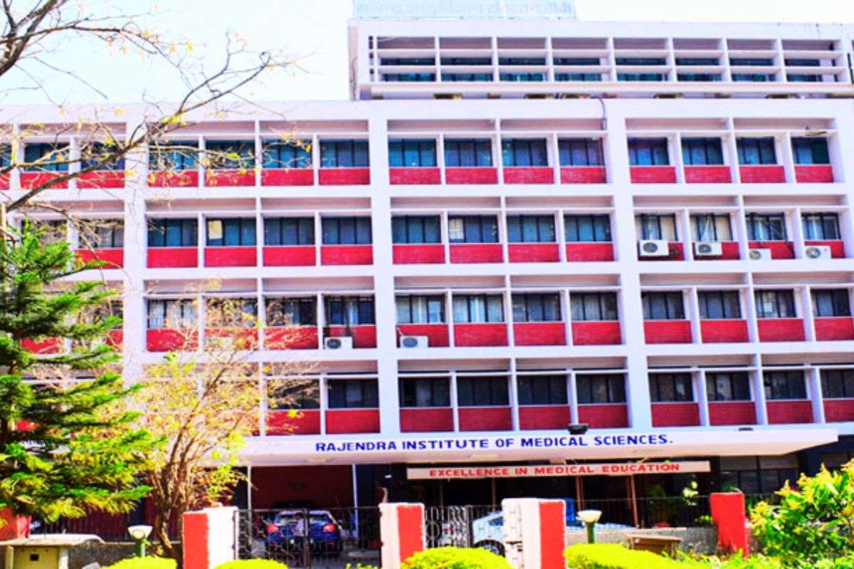 RIMS OPD Closed on Dussehra Ranchi News Jharkhand