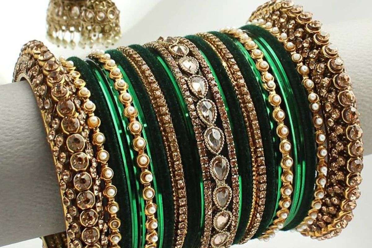 Karwa Chauth Glass Bangles Design