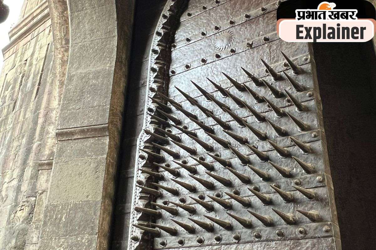 शनिवारवाड़ा में 3 महिलाओं के नमाज पढ़ने से मचा बवाल, कभी मराठों के गौरव का प्रतीक किला था 3 Shaniwarwada Row