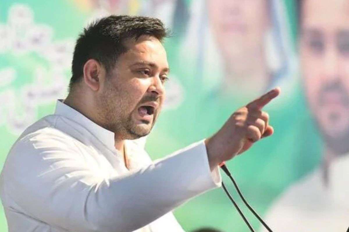 Bihar Election 2025 Tejashwi yadav dont talk about Owaisi attack on Giriraj Singh