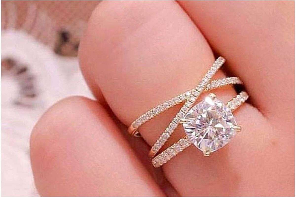 Trendy Silver Ring Design